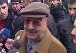 Veli Paşa'ya 4 yıl 4 ay hapis!