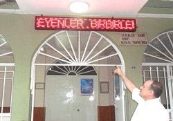 Yüreğir'de İki Camiye Elektronik Pano