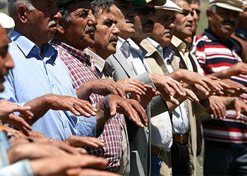 Afrika için yağmur duası vakti