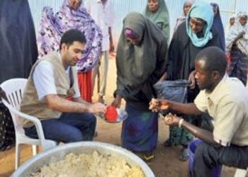 Somali'de 60 bin kişilik iftar sofrası