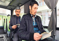 Otobüste kitap servisi