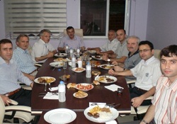 ARSİAD'dan  iftar yemeği