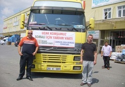 Somali için 13 TIR dolusu yardım yola çıktı