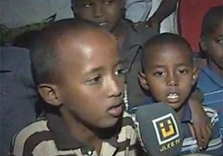 Somalili aç çocuklardan Kuran ziyafeti