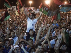 Binlerce Libyalı destek için meydanda