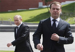 Rusya: Suriye'yi tehdit etmeyi durdurun