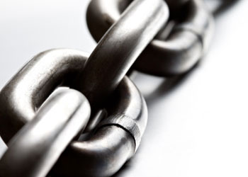 Mü'minler ancak kardeştirler