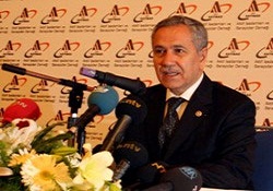 Arınç: Üst düzey PKK'lıyı yakaladık
