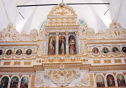 Kilise'den camiye, camiden kiliseye...