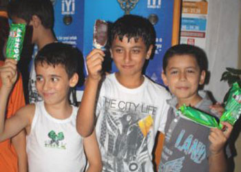 Teravih namazı kılanlara dondurma