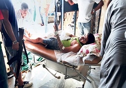 Trablus hastanelerinde can pazarı yaşanıyor