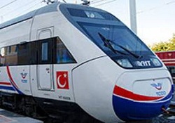Hızlı tren bedavaya taşıdı!