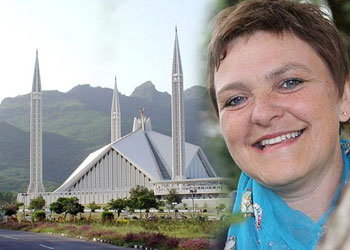 Norveçli adaydan cami inşaasına destek