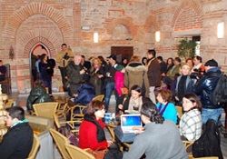6 ayda 440 milyon turist seyahat etti