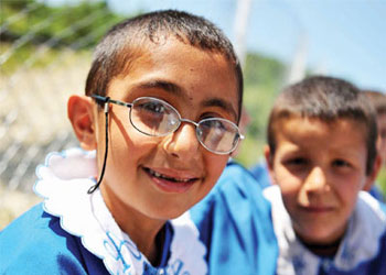 Yaramaz mı, gözleri mi bozuk?