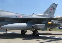 Türkiye'nin ilk seyir füzesi görücüye çıktı