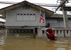 Tayland'da selin bilançosu ağır