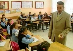 Okullar yarın açılıyor