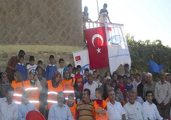 Kimse Yok Mu'dan binlerce çocuğu okul yardımı