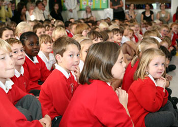 İngilizler 'yaratılışçılık' dersi istiyor