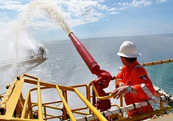 TPAO ve Shell Akdeniz petrolü için anlaştı