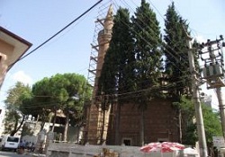 Edremit’teki 700 Yıllık Cami Restore Ediliyor