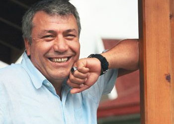 Kur'an'dan ders alıp mal varlığımızı bağışladık