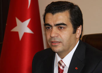 Dinimizin ilk emrini çocuklara sevdirmeliyiz