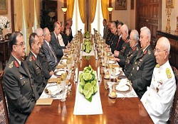 YAŞ mağdurları 28 Şubat davasına müdahil olacak