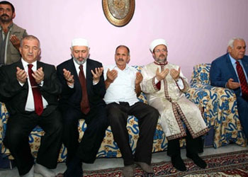 Toplumda barışı imanlı gönüllüler inşa eder