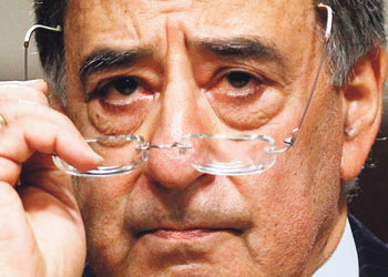 ABD Savunma bakanı: İran’ı vuracak bombamız yok