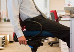 Çok oturmak fıtık yapıyor