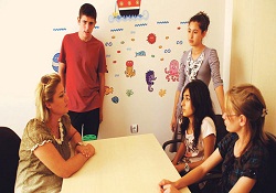 11 yılda 500 çocuğa 'anne' demeyi öğrettiler