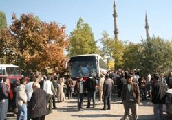 Kars’ta Hacı Adayları Yola Çıktı