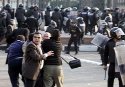 Kahire'de sokağa çıkma yasağı ilan edildi