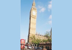 Big Ben Pisa Kulesi gibi eğiliyor