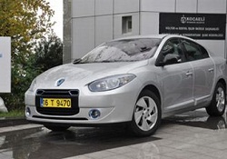 Renault elektrik motorlu Fluence satışa sundu