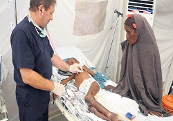 Gönüllü doktorlar Somali'de 30 bin hastayı tedavi etti