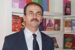 Medrese-i Nuriyelere övgü....