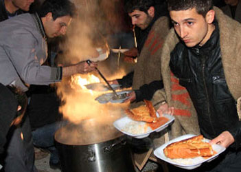 Diyanet, sıcak yemek dağıtacak
