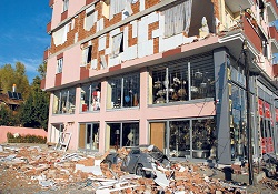 Deprem Van ekonomisini de sarstı