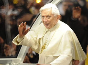 Papa 16. Benedikt istifa ediyor