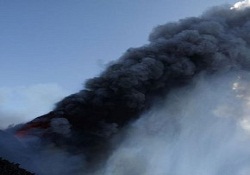 Şili'de yanardağ alarmı