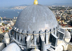 Süleymaniye'nin halı hazineleri ortaya çıkarıldı