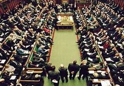 Yunanistan'a 'AB'den çıkarsın' uyarısı