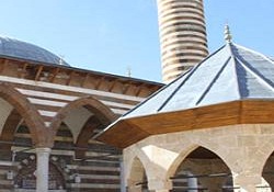 Deprem bölgesindeki camilerin durumu
