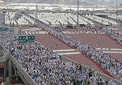 3 milyon hacı 8 km'lik Müzdelife yolunda
