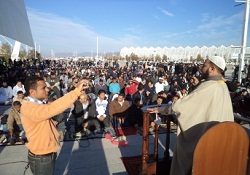 Atinalı Müslümanların bayram coşkusu