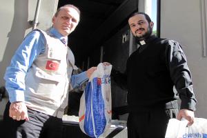 Kimse Yok Mu'dan, Lübnan'da 2 bin 500 aileye yardım