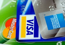 Öğrenciler faiz batağından kurtuldu